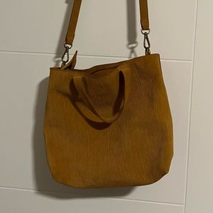 EUC Madewell Corduroy zip top transport crossbody